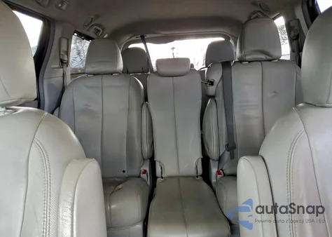 2013 Toyota Sienna Xle from USA, damaged, VIN 5TDYK3DCXDS317399